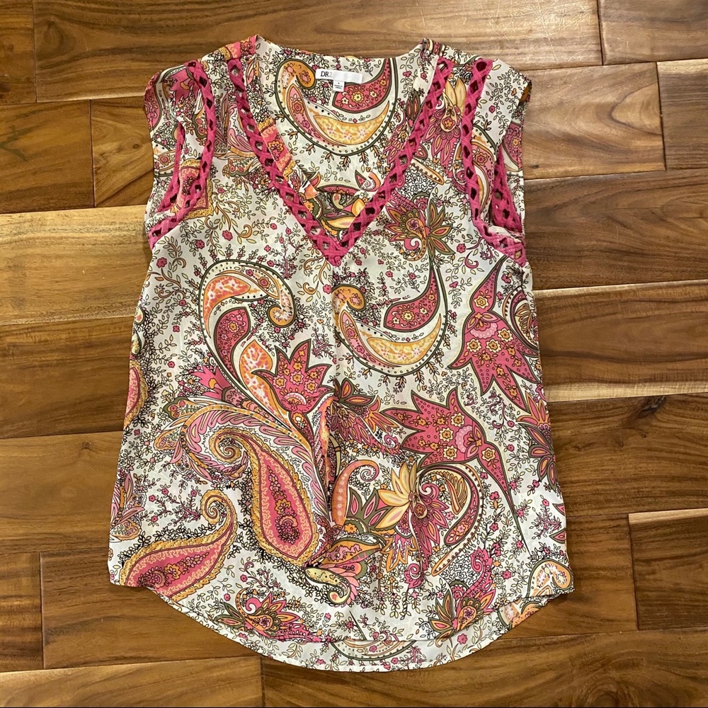 PINK PAISLEY TOP